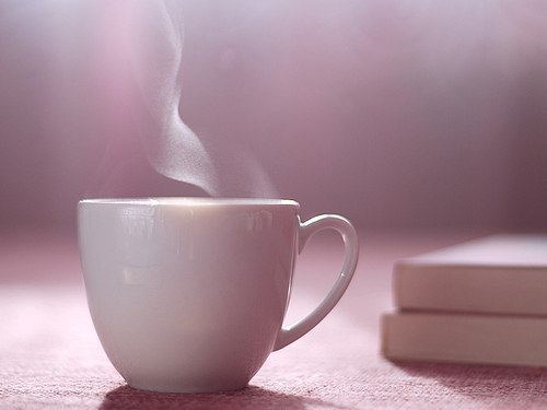 Чай - волшебный напиток! Сколько людей родились на свет благодаря приглашению "на чашечку чая"!