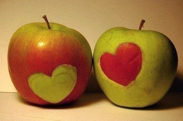 Любовь - это когда ты отдаешь свое сердце...