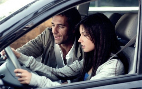 Если парень посадил девушку за руль своей машины - 100% он ее любит!