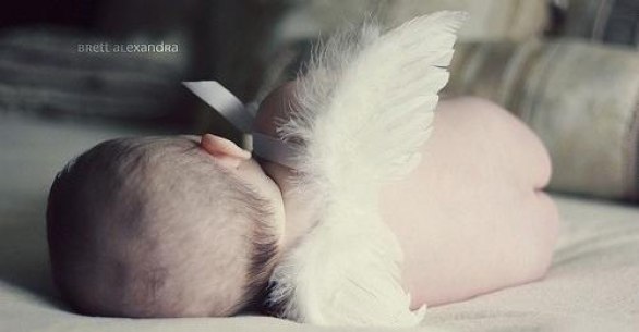 Если хотите коснуться ангела — просто обнимите ребенка!