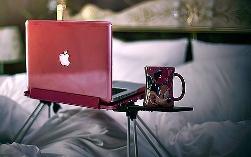 Cчастье вообще вещь интересная. Иногда все дела идут отлично, но счастья не испытываешь. А иногда просто нашел хороший фильм и хорошо заварил чай и такой счастливый сидишь что ващщеее...